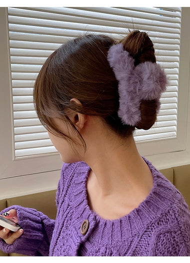 Vgnore plush hairclaws